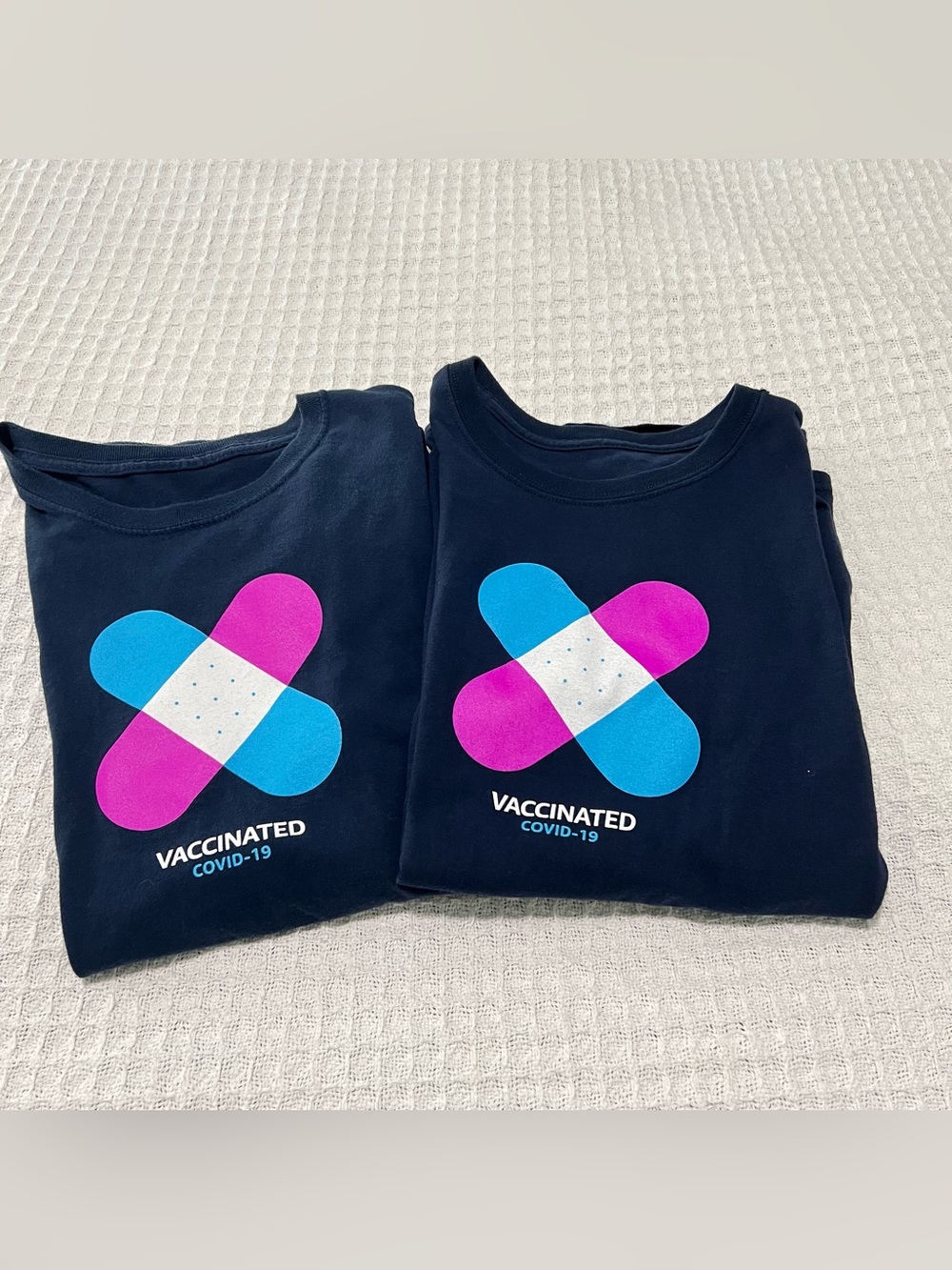 2 Amazon Employee Covid-19 Vaccinated T-Shirt Bundle Size Large Navy Blue